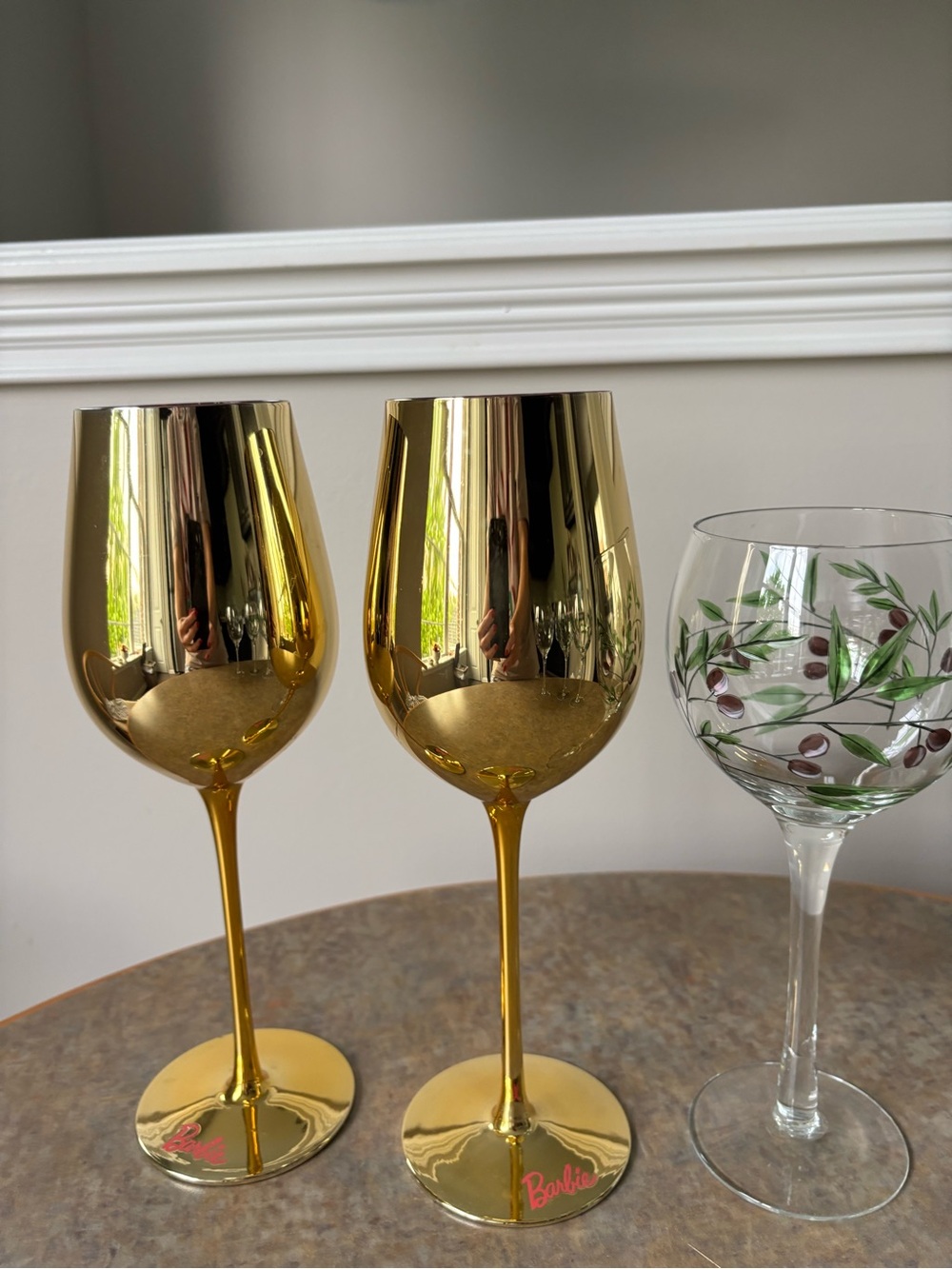 Barbie Gold Wine Glasses - Set of 2 dragon